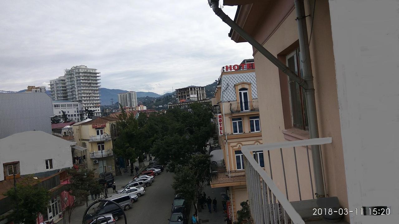 Apartment K. Gamsakhurdia St. Batumi Exterior foto